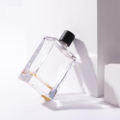 China 100ml Creative Perfume Bottle Glass Bottle with zamzk plastic cap Square Spray Empty Bottle Portable Cosmetics Bottle for sale