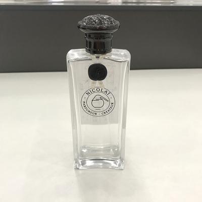 China Customized Zamac Perfume Bottle Cap For Perfume Branding à venda