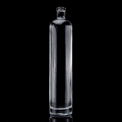 China Botella de vidrio de 750 ml de fondo grueso de forma recta para Super Flint Liquor en venta
