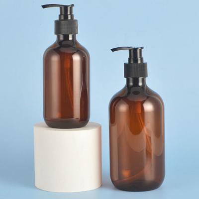 China garrafas plásticas transparentes do ANIMAL DE ESTIMAÇÃO 500ml para o óleo de cabelo do condicionador do champô com bomba da loção à venda