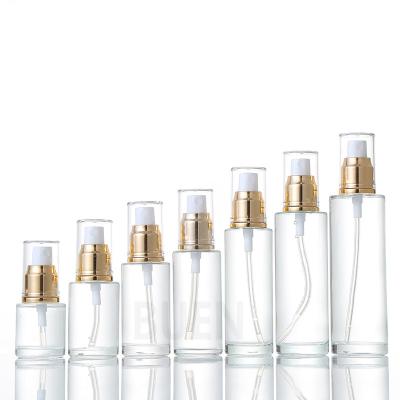 China El cosmético de cristal claro adaptable sacude la botella de vidrio vacía de la fundación 120ml en venta