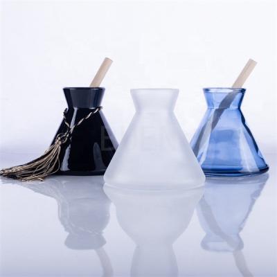 China Blowing Decorative Home Glass Fragrance Diffuser Refillable Plug for sale