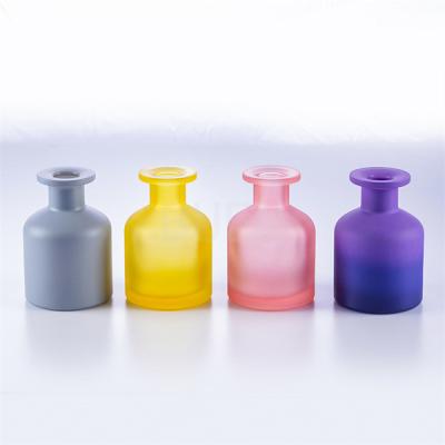 China Laser Engraving Glass Diffuser Oil Bottle Cylinder Purple 100ml for sale