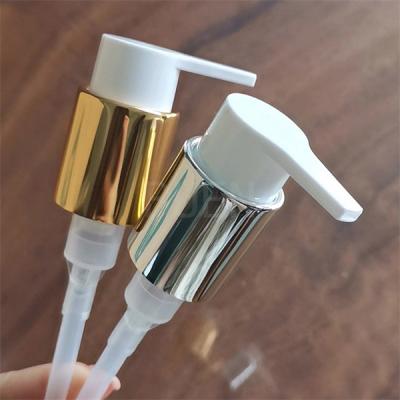 Chine Pompe en plastique en aluminium de traitement des couvercles pp, pompe cosmétique adaptée aux besoins du client de lotion à vendre