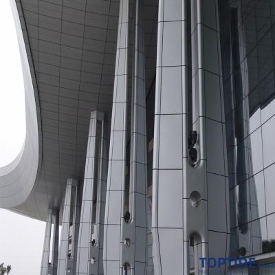 China A aprovação 2mm do CE curvou as tampas de coluna protetoras do metal decorativas à venda