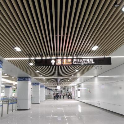 China Wood Look Ornament Metal Suspended Ceiling Passageway Windproof Aluminium Drop Ceiling for sale