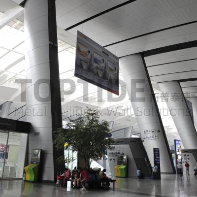 China Akoestisch van het de Opschortingssysteem van het Metaal Vals Plafond van het het Aluminiumprofiel Lineair het Schotplafond Te koop