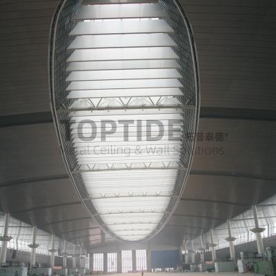 China La rejilla falsa decorativa constructiva comercial del techo teja el techo linear de aluminio del metal en venta