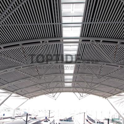 China Tejas decorativas de aluminio arquitectónicas del techo del descenso del panel de pared techo en venta