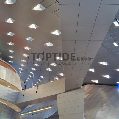 China Building Wall Ceiling Cladding Materials Aluminium 2 X 2 Snap Clip In Decorative Ceiling Panel for sale