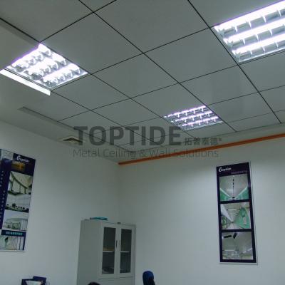 China Acústicos materiales de la fibra de vidrio al por mayor del arreglo para requisitos particulares ponen en tejas del techo en venta