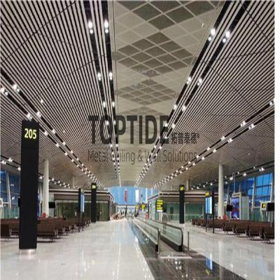 Chine tuiles décoratives de plafond en métal d'insonorisation de panneau de plafond de 0.5mm à vendre
