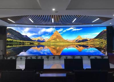 China Seamless Fine Pixel Pitch LED Display SMD P1.56 Indoor LED Video Wall for sale