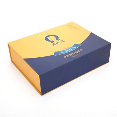 China protective varnish Luxury Packaging Box , Magnetic Bridesmaid Gift Box for sale