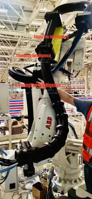 China Cnc Robot Arm Abb IRB 6700 Robot In Automobile Weld Grinding for sale