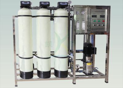 Chine Le système commercial d'adoucissant 500 litres par système de filtration de l'eau d'osmose d'inversion d'heure épurent le filtre à vendre