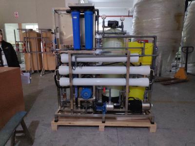 China sistema da dessanilização da osmose reversa 3m3 de 98% com a tubulação do PVC de U à venda