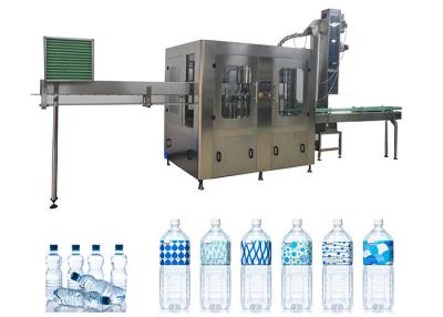 Chine L'eau 2000BPH minérale de capsulage remplissante en plastique de lavage des bouteilles d'ANIMAL FAMILIER automatique de machine de remplissage de bouteilles faisant la machine à vendre