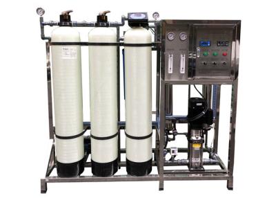 China Máquina pura do filtro da dessanilização da água de mineral do RO dos sistemas 500L da filtragem da osmose reversa de FRP com filtro de areia à venda