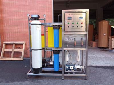 China Portable 1500GPD RO Seawater Desalination System Water Filter Machine 2000 To 5000 liters Per Day for sale
