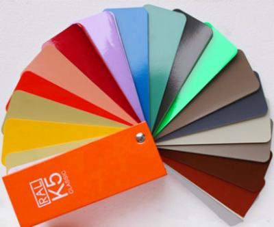 China Las tarjetas del color de la pintura de Ral K5/el material del cartón de la carta doblaron el atascamiento del prospecto en venta
