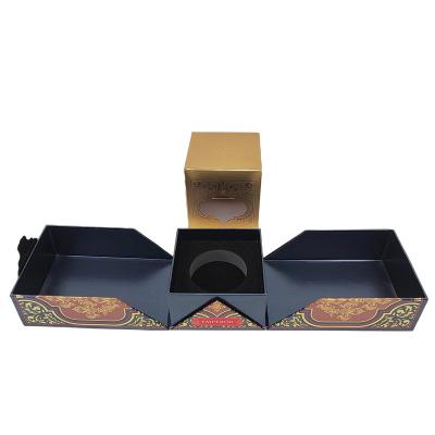 China Kraft Packaging Cardboard Paper Box Recyclable With Gold Foil for sale