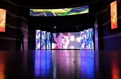 China Full Color 64 X 64 Soft  Curved Led Displays Screens Mooncell Kystar Control System for sale