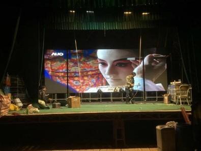 China Longda Indoor Full Color Led Display 104x104 Dots 6000nits High Definition for sale