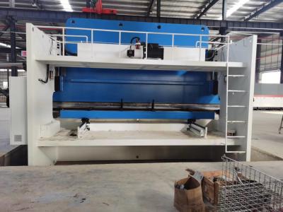 China 600tn/4600 CNC PRESS BRAKE Y1,Y2,X R+powered deflection table for sale