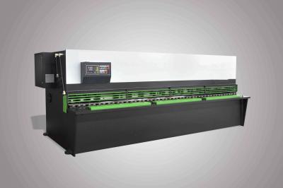 China Prensa de corte hidráulica del servicio de la máquina del esquileo Qc12y 6x2500 CNC/NC en venta