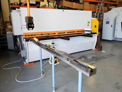 China Corte de hoja hidráulico de corte de metal de la máquina de la guillotina automática del CNC en venta