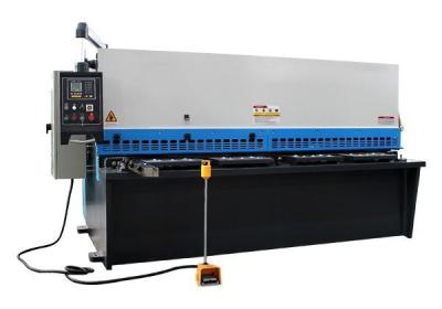 China Prensa plateada de metal de la máquina del esquileo del haz del oscilación de la hoja del Rebar 6m m en venta