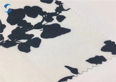 China 300D imprimió prenda impermeable de capa lechosa de la PU de la tela impermeable en venta