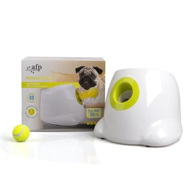 China Adjustable Distance Automatic Tennis Ball Launcher Interactive Dog Walking Artifact for sale
