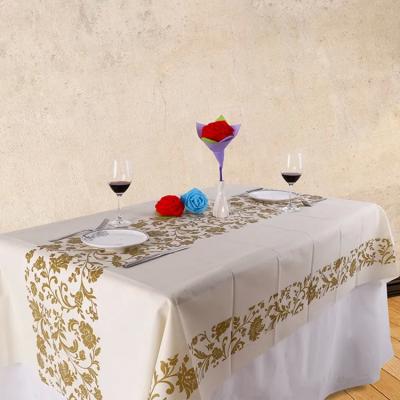 China Biodegradable Holiday Table Cloth 60gsm , Printed Disposable Wedding Tablecloths for sale