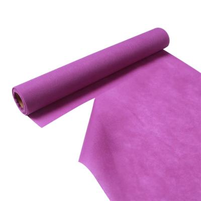 China Multicolor PP Nonwoven Table Cloth Waterproof Eco Friendly Non Toxic for sale