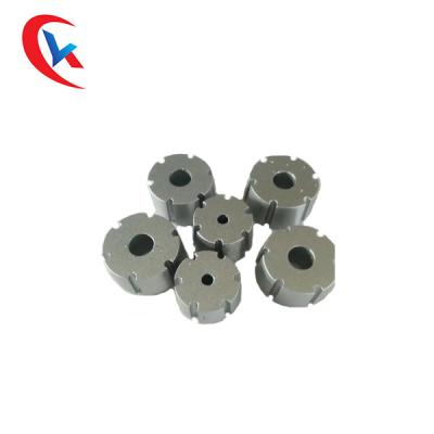 China Cold Heading Forging Tungsten Carbide Die Bolt 84.8 HRA Wear Resistance for sale
