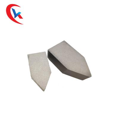 China Brazed Tungsten Carbide Mining Tools Tip Crank Uncoated For Drilling for sale