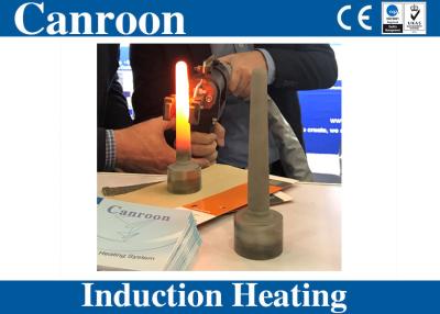 Chine Machine portative tenue dans la main de chauffage par induction pour la soudure du traitement thermique en métal de tube de cuivre de barre d'acier à vendre