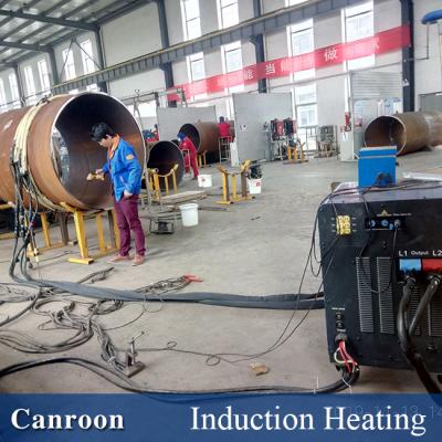 Chine machine de chauffage par induction de 35kH 120kw 3 phases pour le traitement thermique de tuyau à vendre