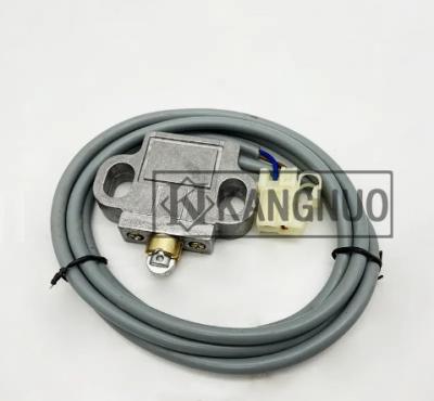 China PC200-6 Travelling Pressure Sensor Switch D4C-9093 203-06-5621 for sale