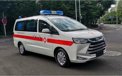China 5.2m Medical Emergency Ambulance Gasoline 4×2 Rear Drive for sale