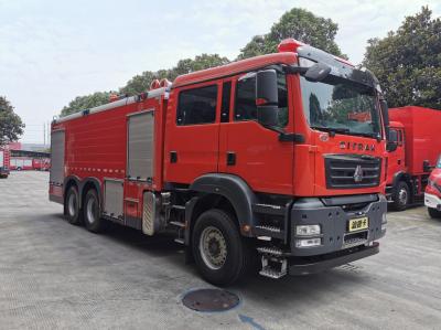 China 10m SINOTRUK Foam Fire Truck Fire Rescue Trucks Three Axle 10×2 for sale