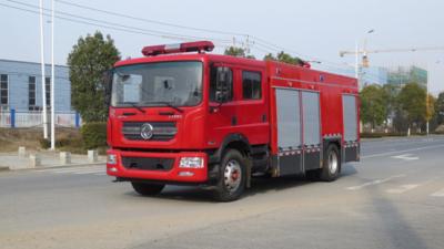 China Dongfeng 8200 liter water tank brandweerwagen 2WD achterdrijving diesel 6 zitplaatsen 4×2 handgeschakelde transmissie Te koop