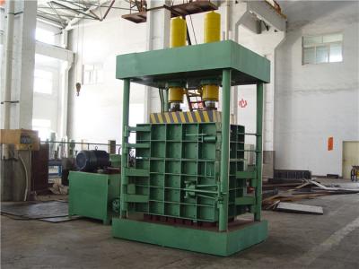 China Größere Dichte 160 Tonnen vertikale Ballenpreßmaschinen-/industrielle Pappballenpresse zu verkaufen