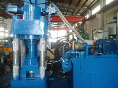 China Operación estable de la máquina hidráulica de la briqueta para el serrín del metal de la compresa en venta