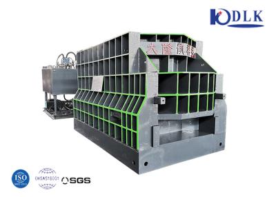 China Tesoura hidráulica horizontal automática da sucata 110kw para o metal do aço da sucata à venda