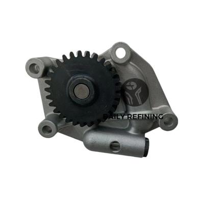 China Mechanical Engine Parts 4tnv106 4tne106 Oil Pump 123900-32001 For Yanmar for sale