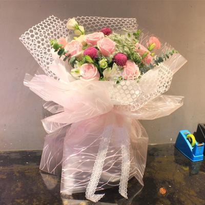 China Printed Net Opp Waterproof Florist Paper 58cm X 58cm Bouquet Wrapping for sale