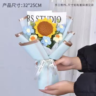 China Bouquet de flores artificiais de crochê feito à mão Dia dos Namorados Dia de Ação de Graças Graduação Dia da Mãe Páscoa Natal Ano Novo à venda